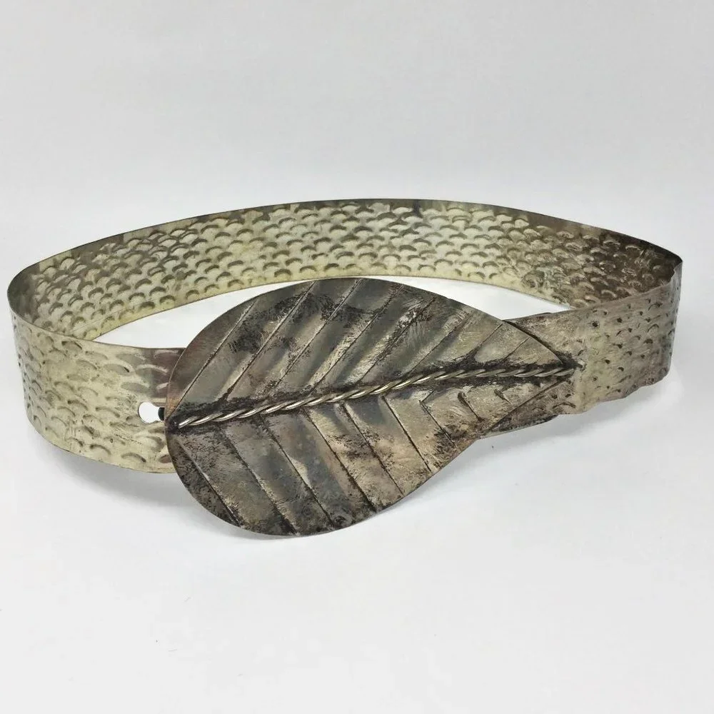 Vintage Silver Tone All Metal Belt Leaf Buckle